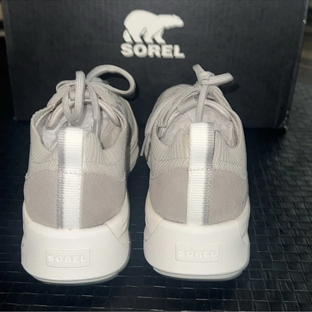 New in box authentic Sorel designer signature sneakers sz 9.5